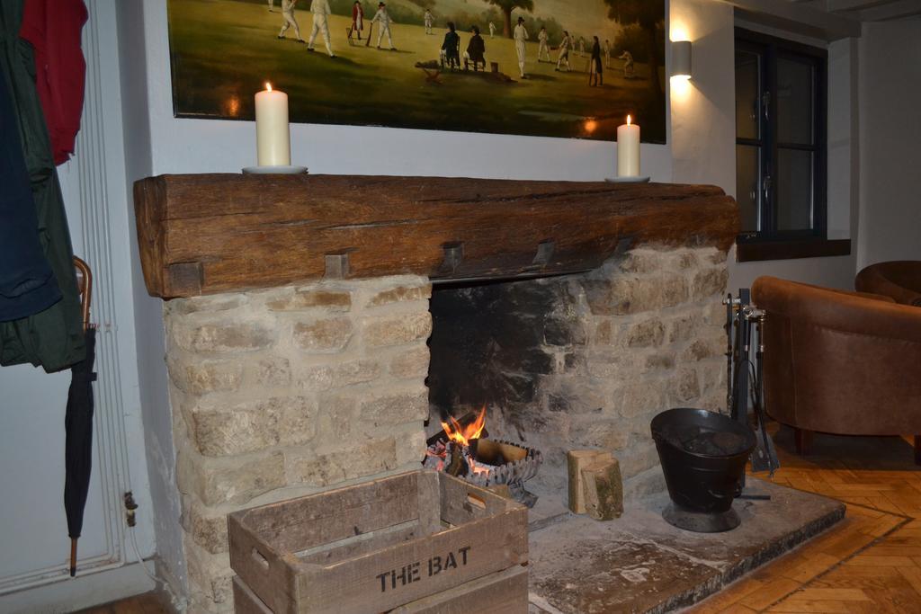 The Bat & Ball Cuddesdon Exterior photo